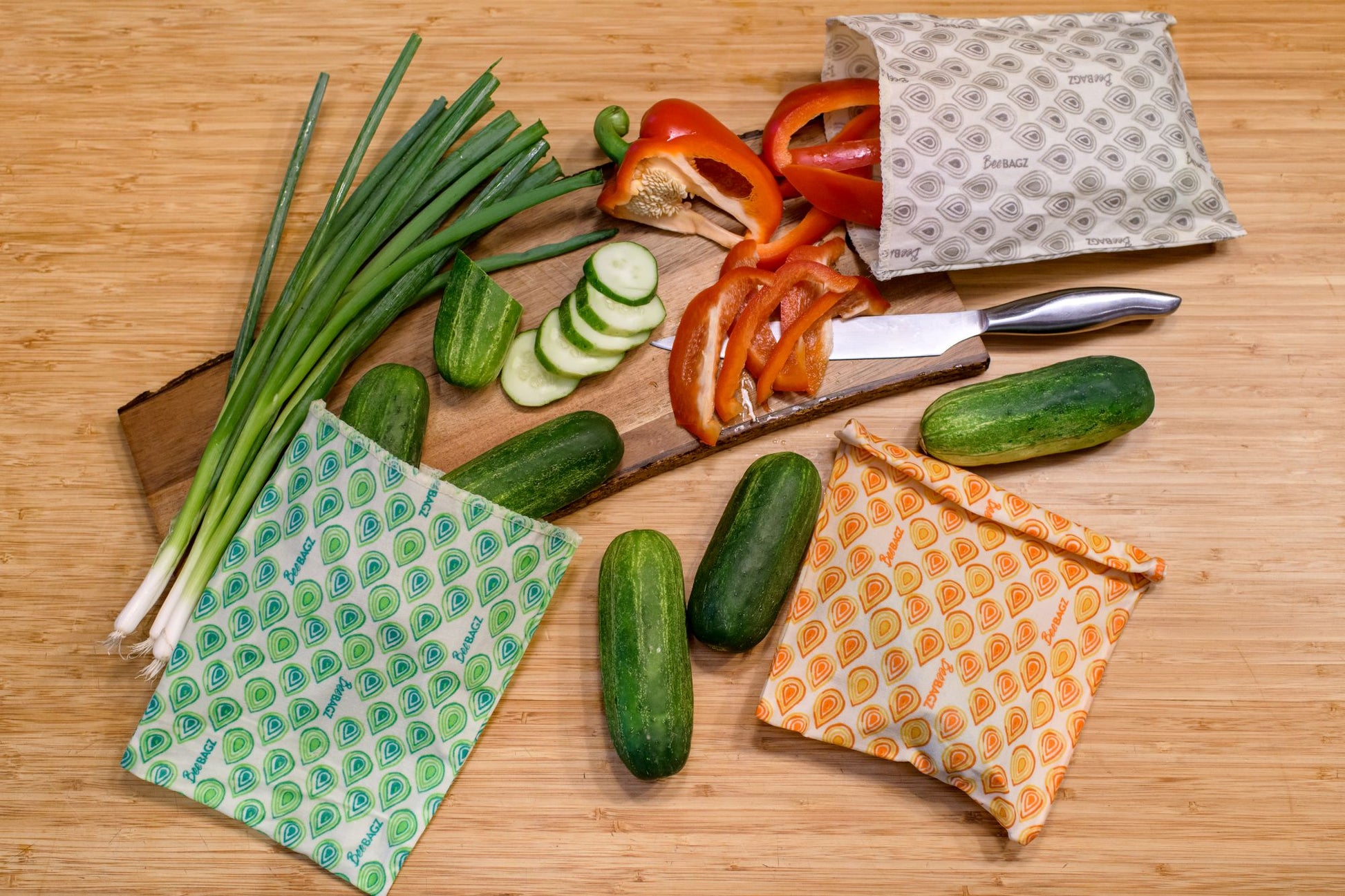 Beeswax wrap and reusable food storage bags by BeeBAGZ are a plastic free alternative to plastic wraps & ziplocked bags for your food storage needs. These beeswax wraps and beeswax wrap bags are a great eco friendly gift and can be used as food wraps, produce bags, snack bags, lunch bags or sandwich bags. Shop today!