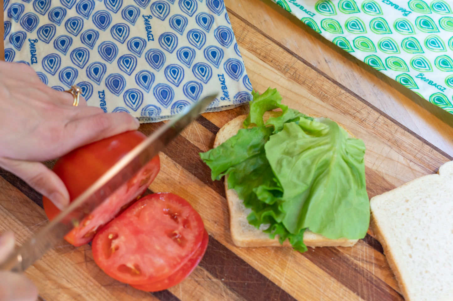 Beeswax wrap and reusable food storage bags by BeeBAGZ are a plastic free alternative to plastic wraps & ziplocked bags for your food storage needs. These beeswax wraps and beeswax wrap bags are a great eco friendly gift and can be used as food wraps, produce bags, snack bags, lunch bags or sandwich bags. Shop today!